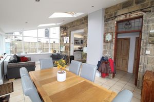 Garden Room- click for photo gallery